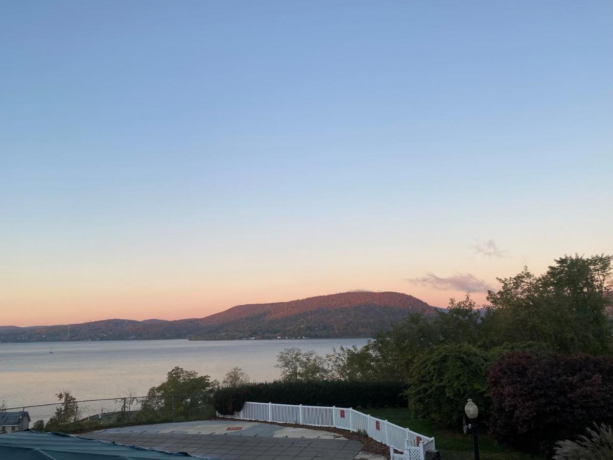 Inn On The Hudson Peekskill Bagian luar foto