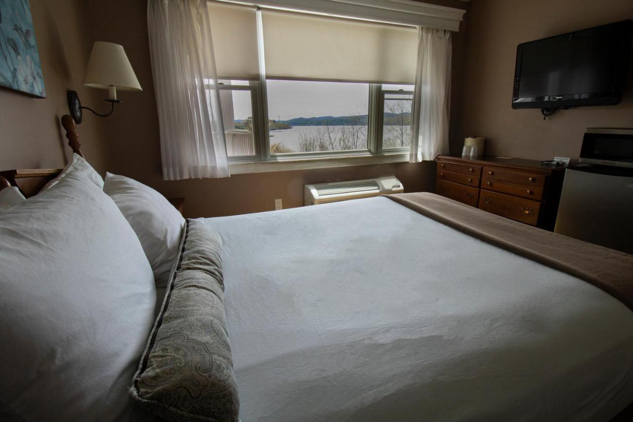 Inn On The Hudson Peekskill Bagian luar foto