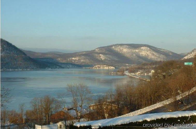 Inn On The Hudson Peekskill Bagian luar foto