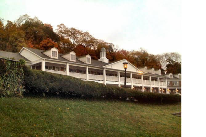 Inn On The Hudson Peekskill Bagian luar foto